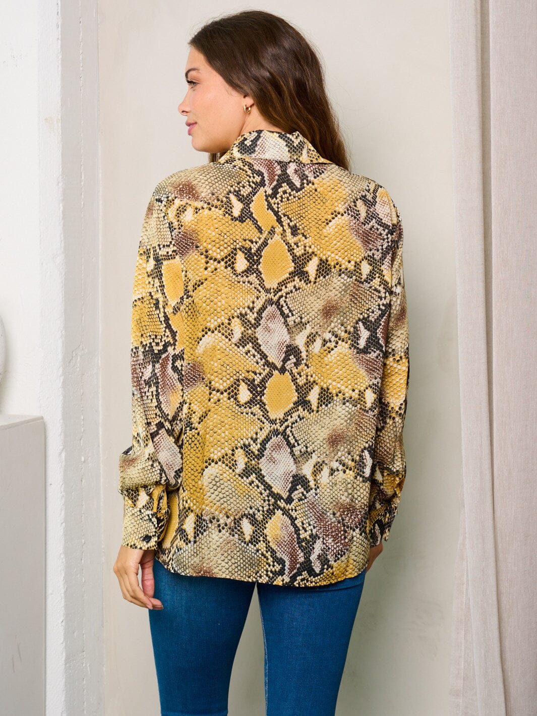 WOMEN'S LONG SLEEVES BUTTON UP SNAKE PRINT BLOUSE TOP