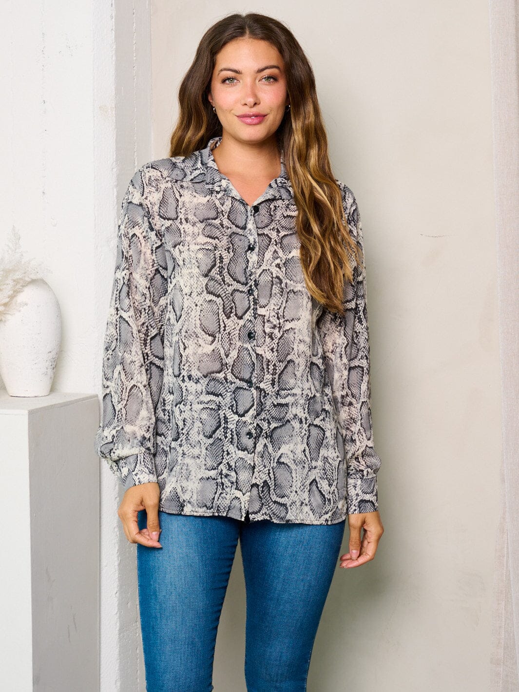 WOMEN'S LONG SLEEVES BUTTON UP SNAKE PRINT BLOUSE TOP