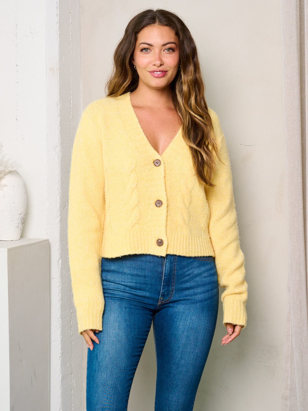 WOMEN'S LONG SLEEVES BUTTON UP KNIT SWEATER