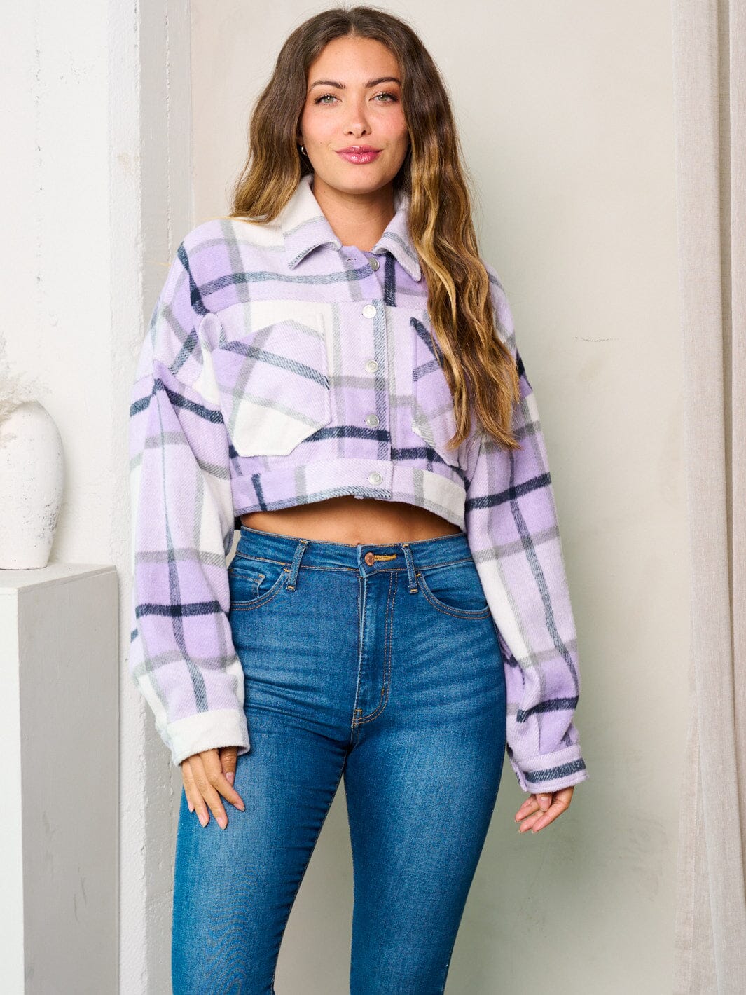 WOMEN'S LONG SLEEVE BUTTON CLOSURE PLAID CROP JACKET