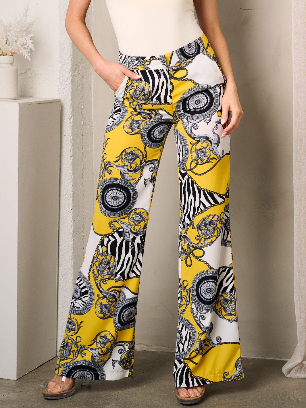 WOMEN'S BUTTON CLOSURE POCKETS WIDE LEG MULTI PRINT PANTS