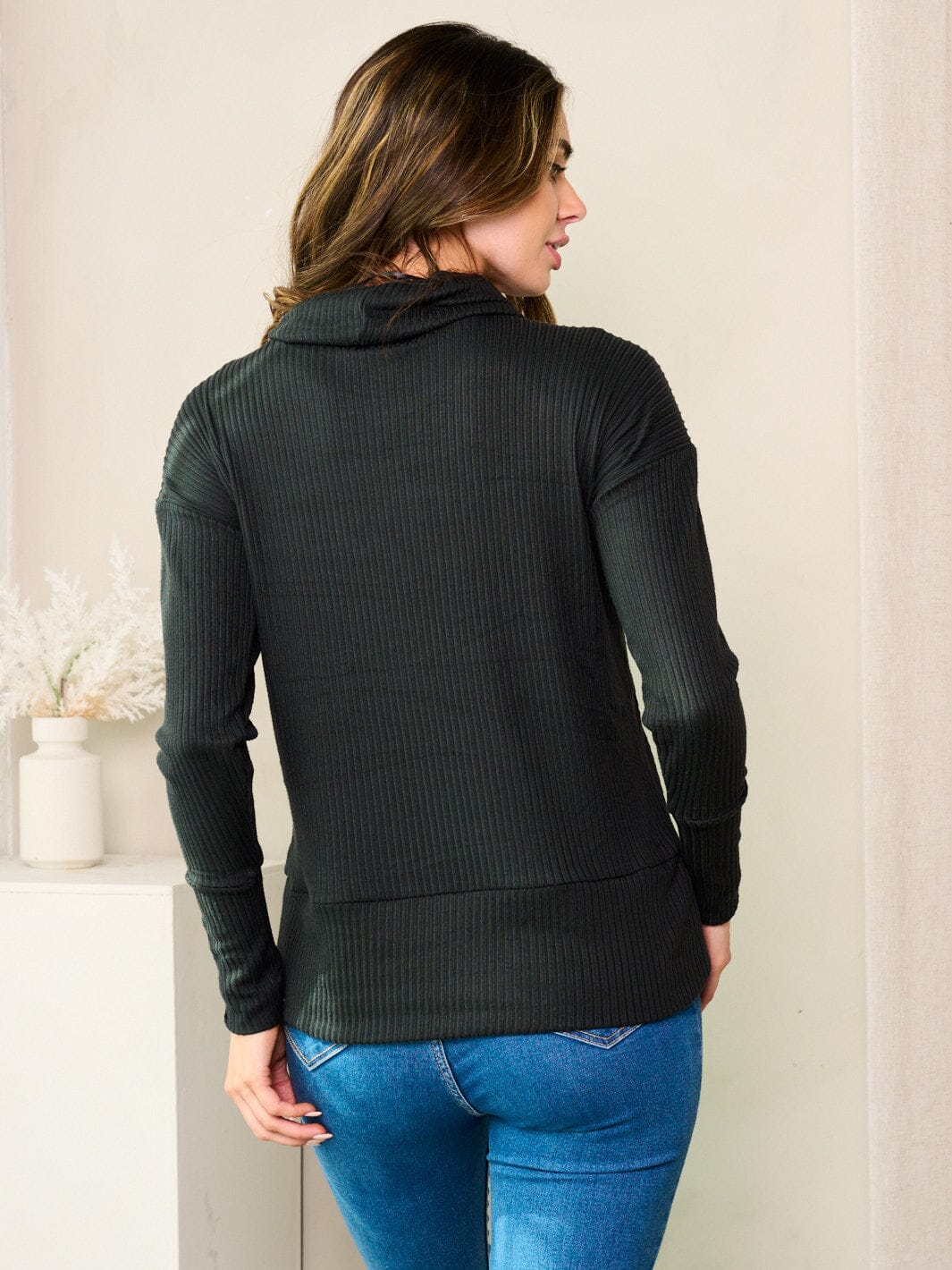 WOMEN'S LONG SLEEVE TURTLE NECK RIBBED TOP