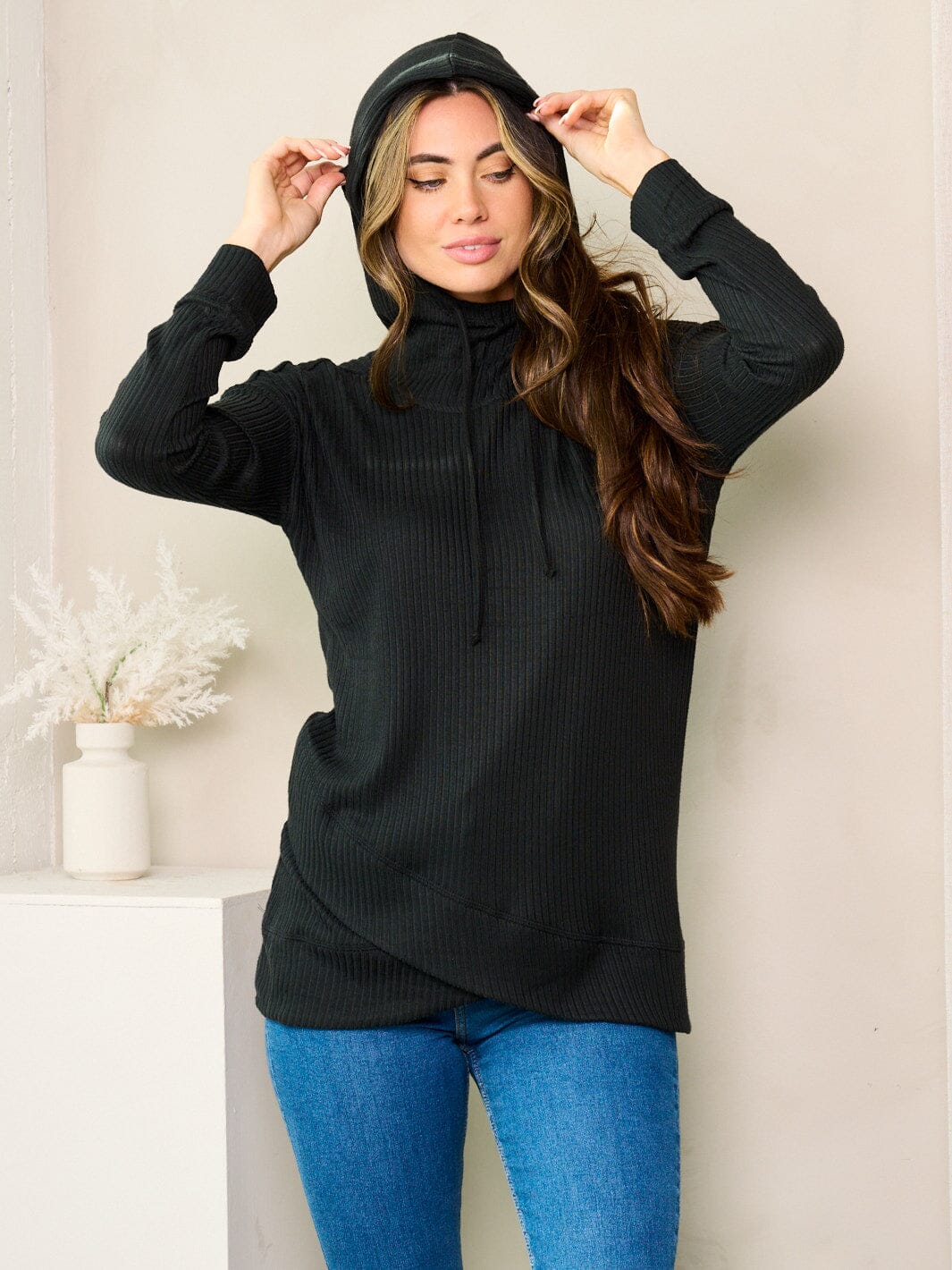 WOMEN'S LONG SLEEVE HOODED SOLID TOP