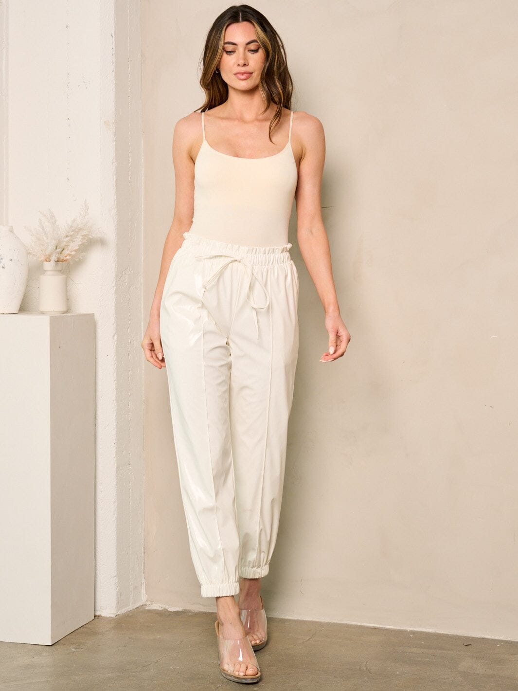 WOMEN'S ELASTIC WAIST SELF TIE POCKETS PU PLEATHER PANTS