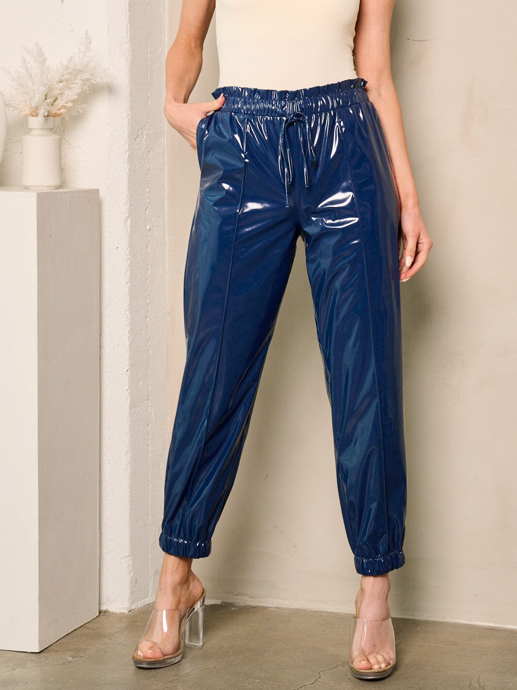 WOMEN'S ELASTIC WAIST SELF TIE POCKETS PU PLEATHER PANTS