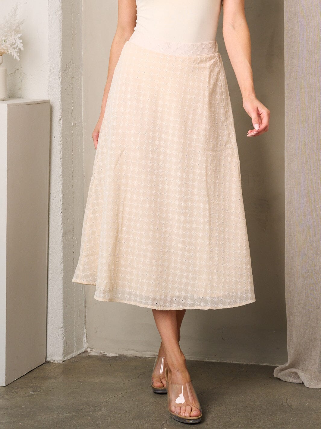 WOMEN'S EMBROIDERY DETAILED MIDI SKIRT