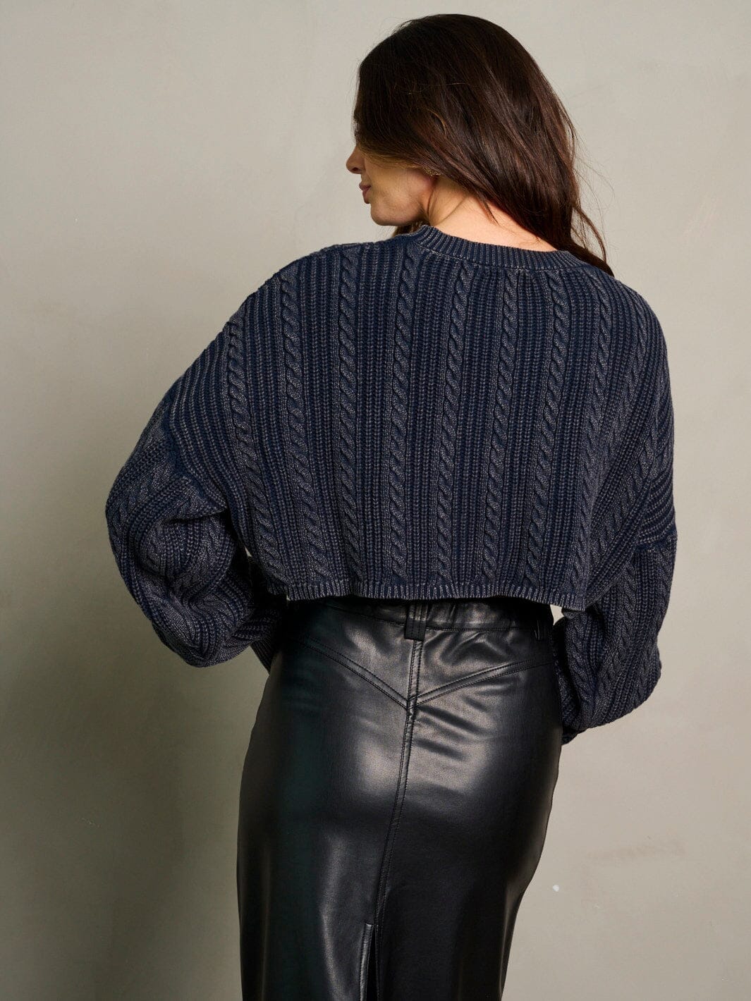 WOMEN'S LONG SLEEVE KNITTED CROP TOP
