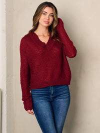 WOMEN'S LONG SLEEVE V-NECK KNIT TOP