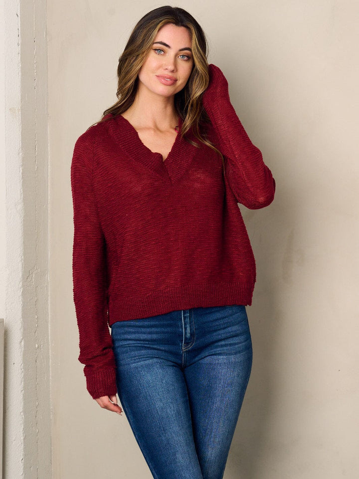 WOMEN'S LONG SLEEVE V-NECK KNIT TOP