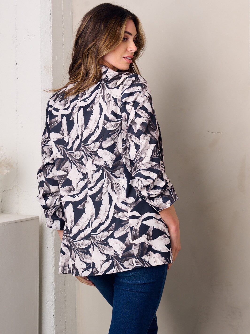 WOMEN'S 3/4 SLEEVE OPEN FRONT LEAF PRINT BLAZER