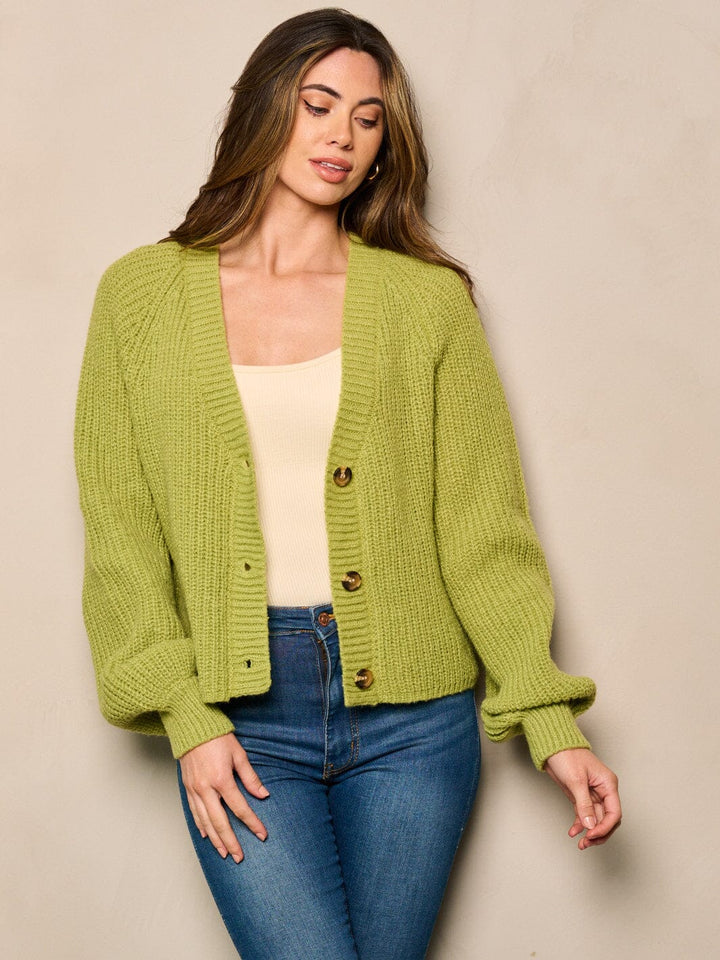 WOMEN'S LONG SLEEVE BUTTON CLOSURE SWEATER