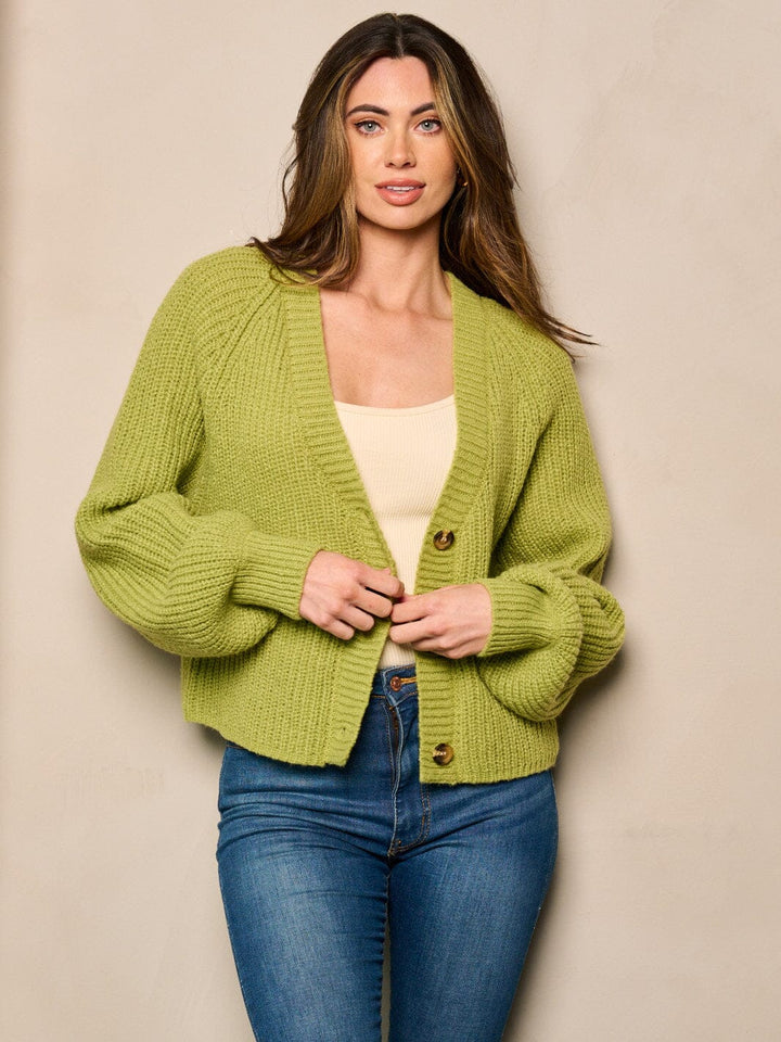 WOMEN'S LONG SLEEVE BUTTON CLOSURE SWEATER