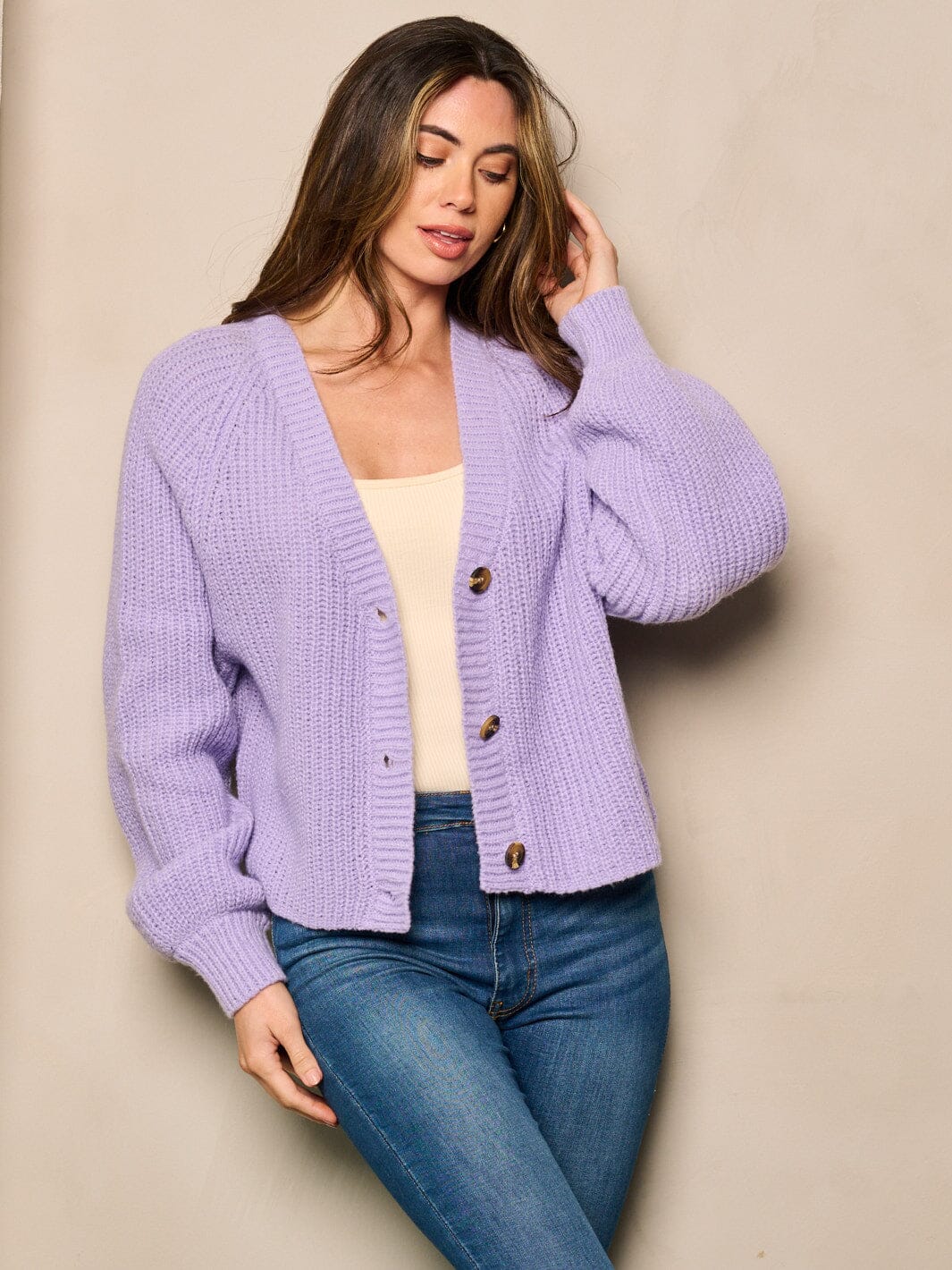 WOMEN'S LONG SLEEVE BUTTON CLOSURE SWEATER