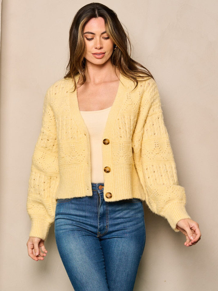 WOMEN'S LONG SLEEVE BUTTON CLOSURE SWEATER