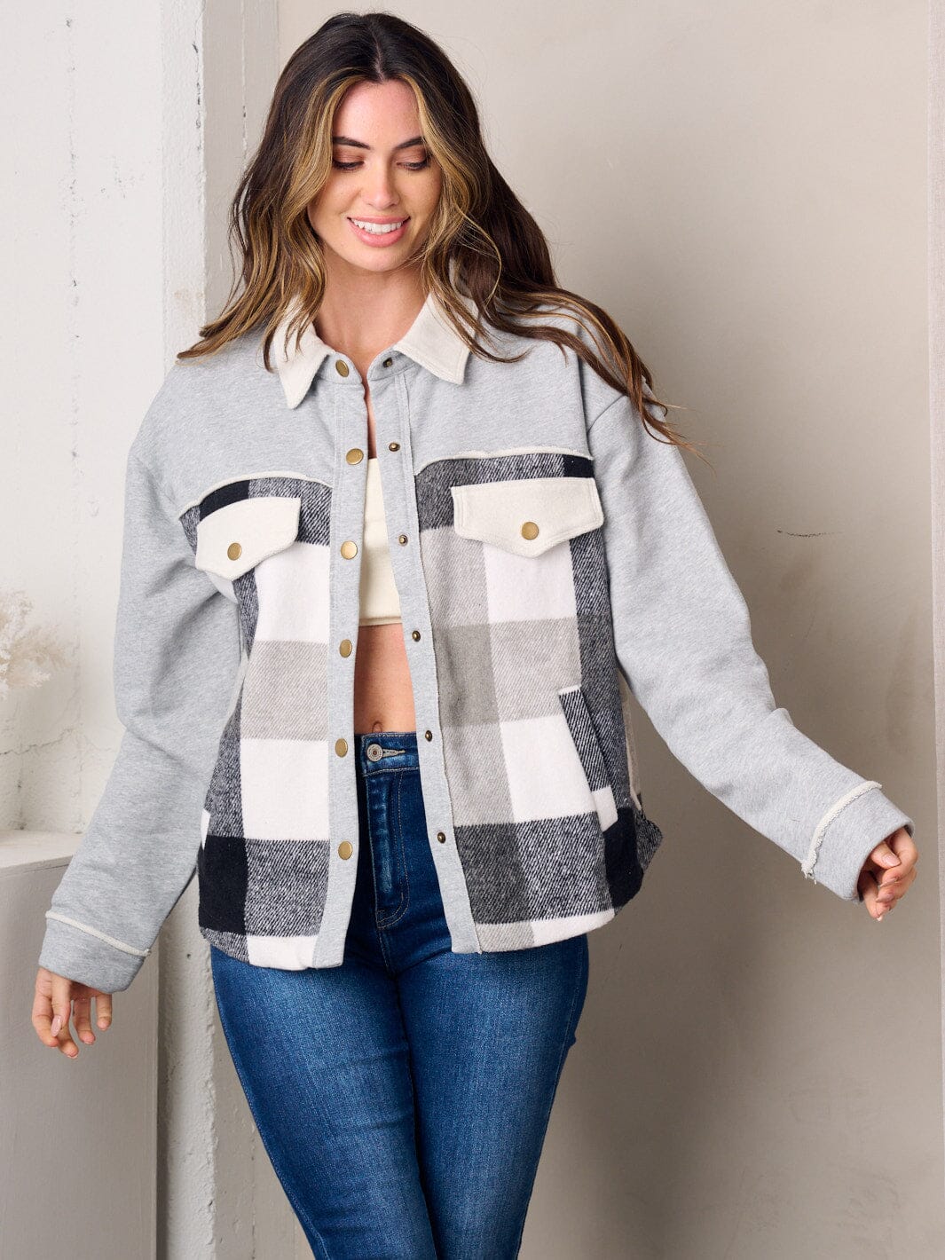WOMEN'S LONG SLEEVE BUTTON UP PLAID JACKET