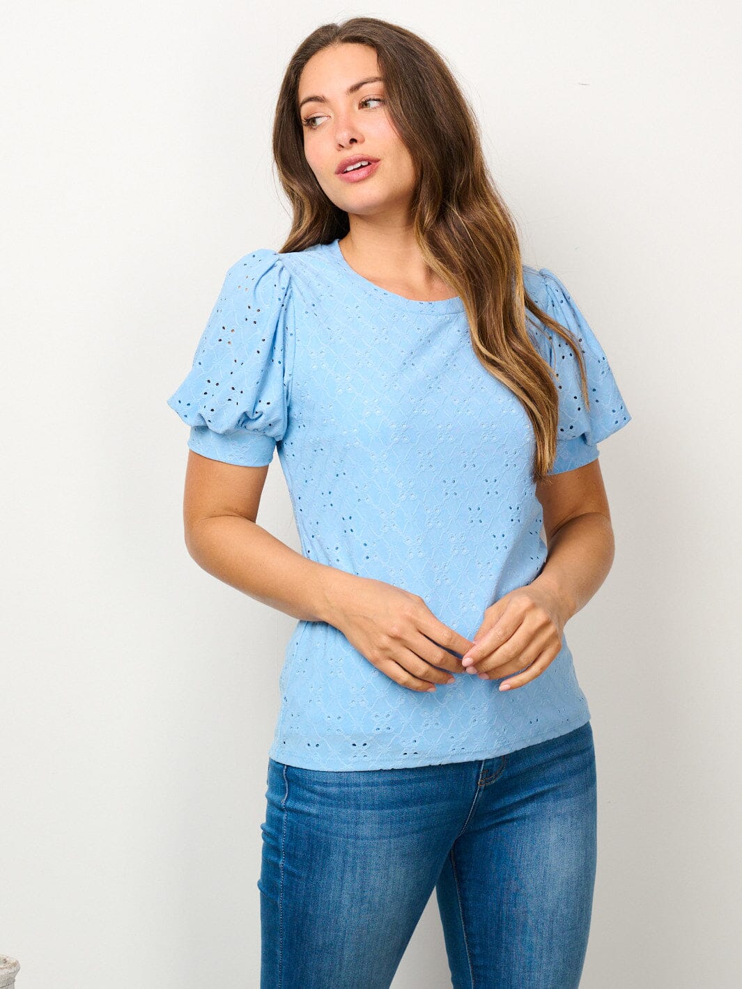 WOMEN'S SHORT PUFF SLEEVE EYELET DETAILED BLOUSE TOP