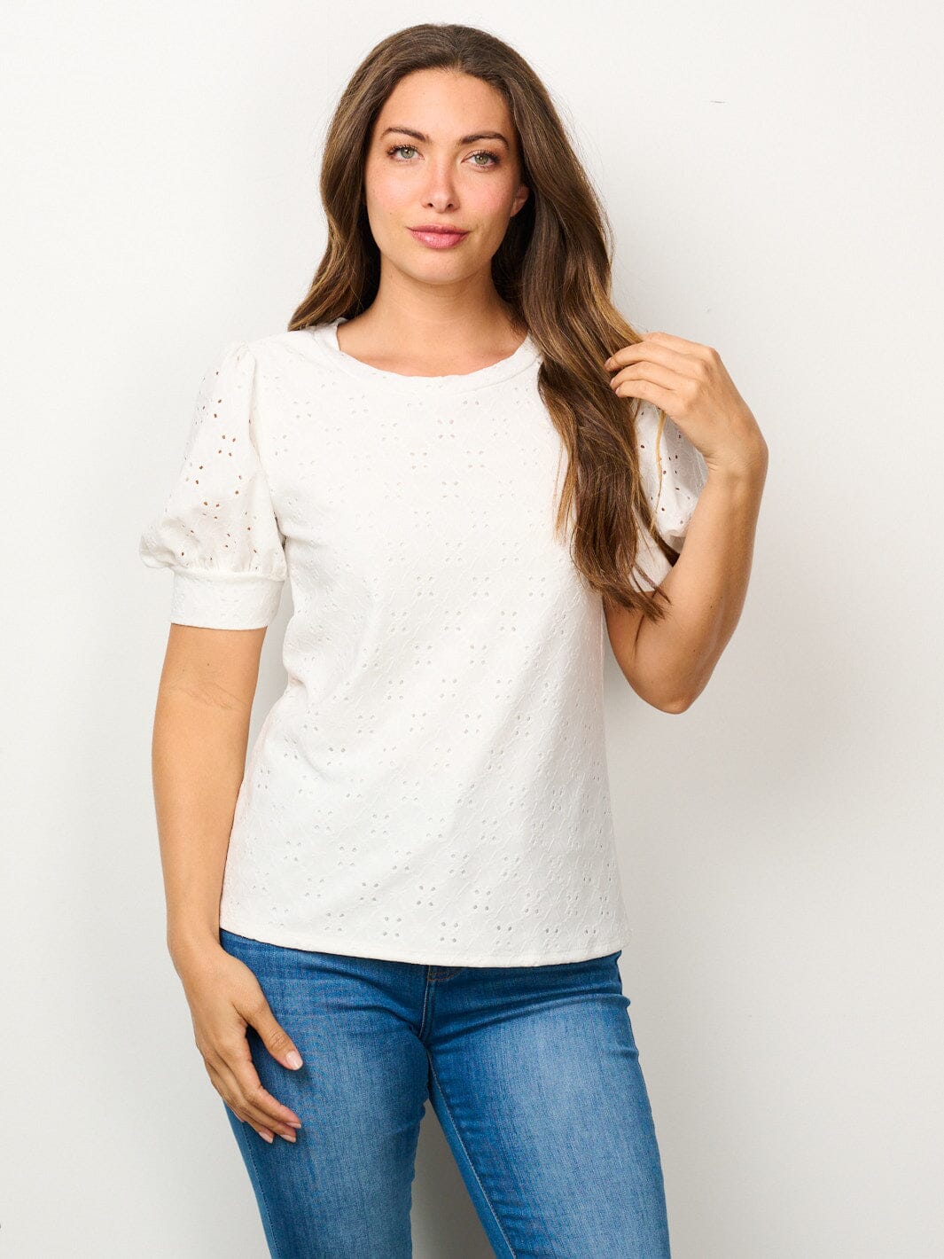 WOMEN'S SHORT PUFF SLEEVE EYELET DETAILED BLOUSE TOP