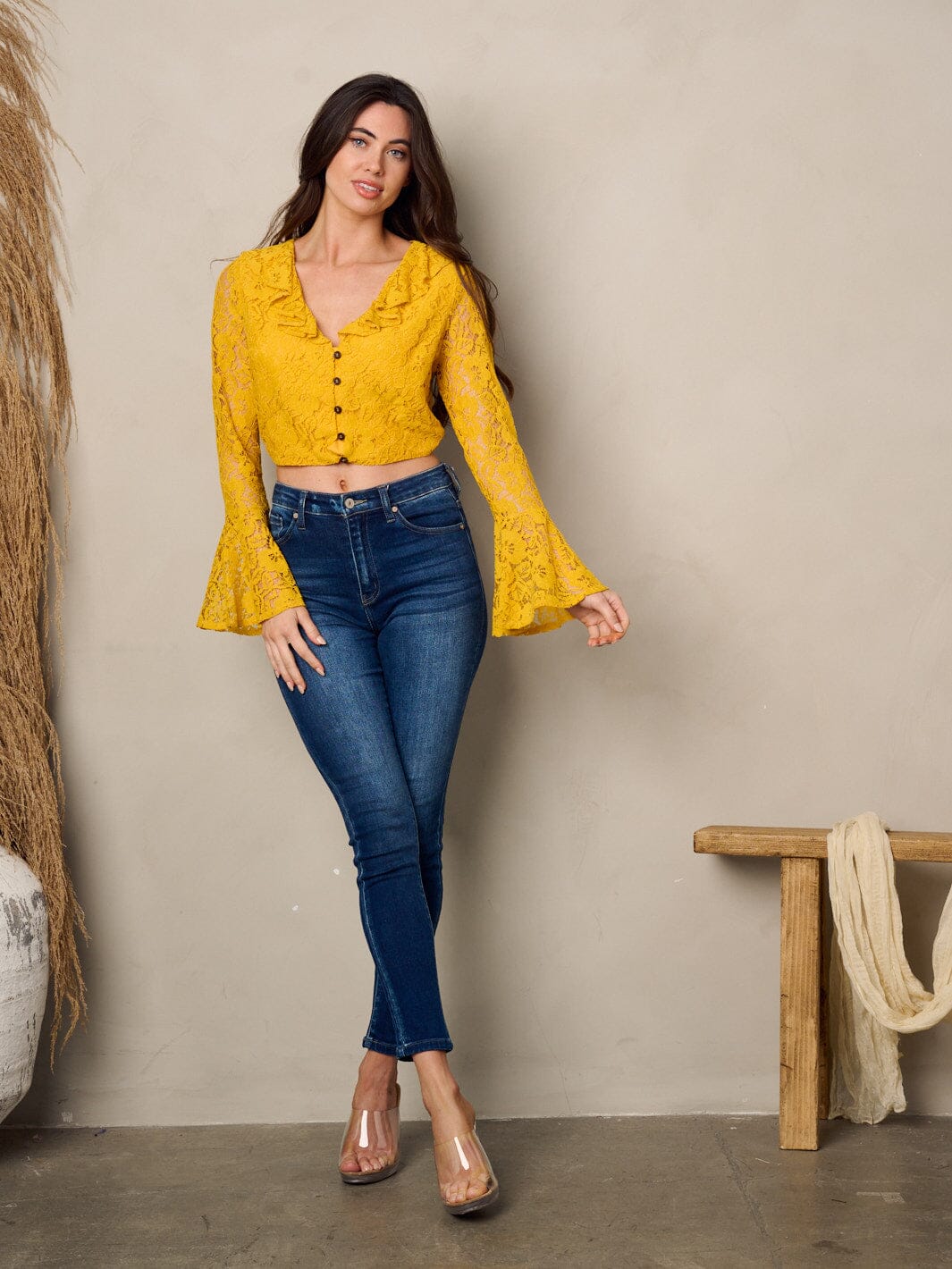 WOMEN'S LONG BELL SLEEVE RUFFLE BUTTON UP CROP TOP