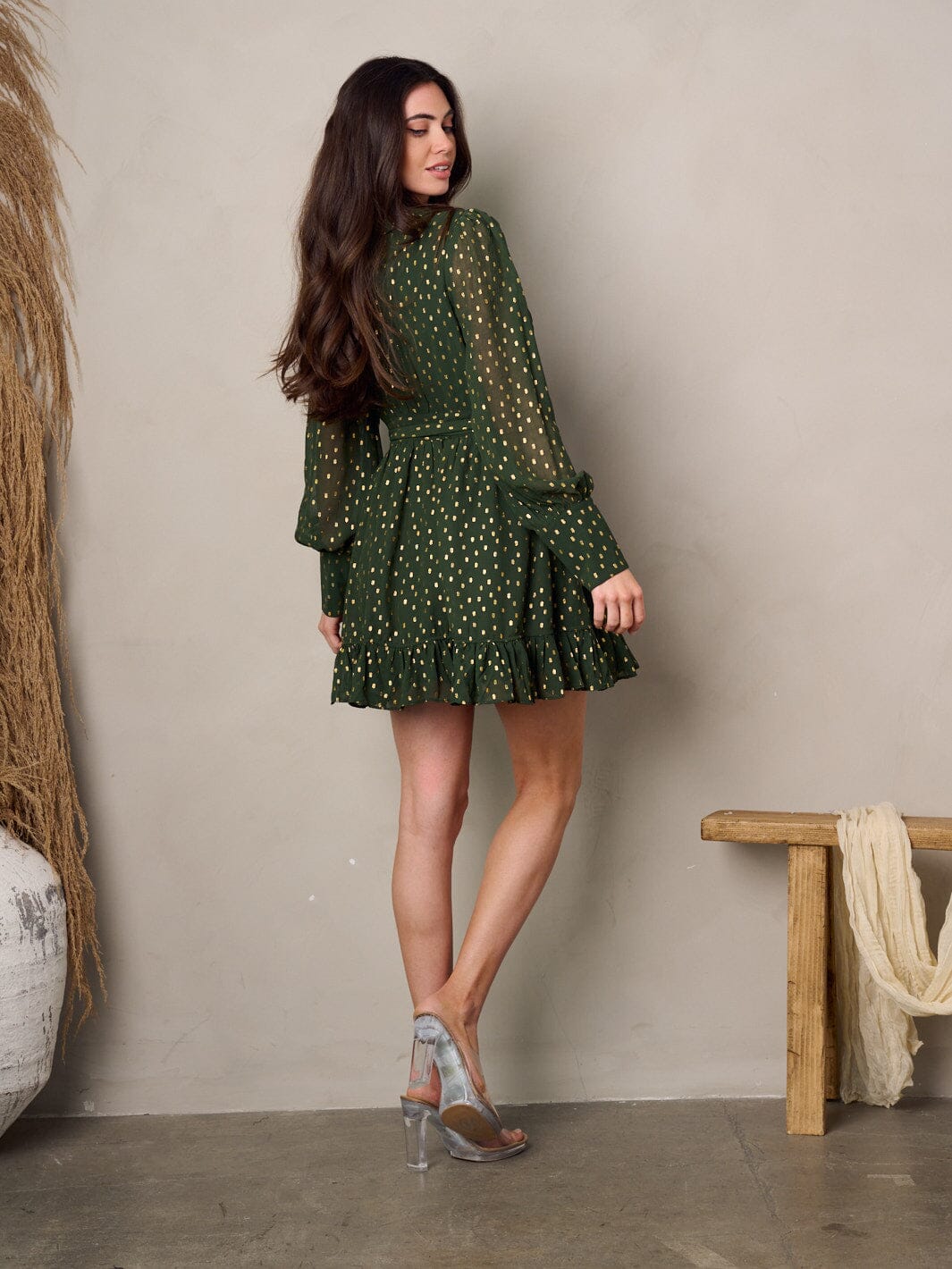 WOMEN'S LONG SLEEVE RUFFLE SHIMMER WRAP MINI DRESS