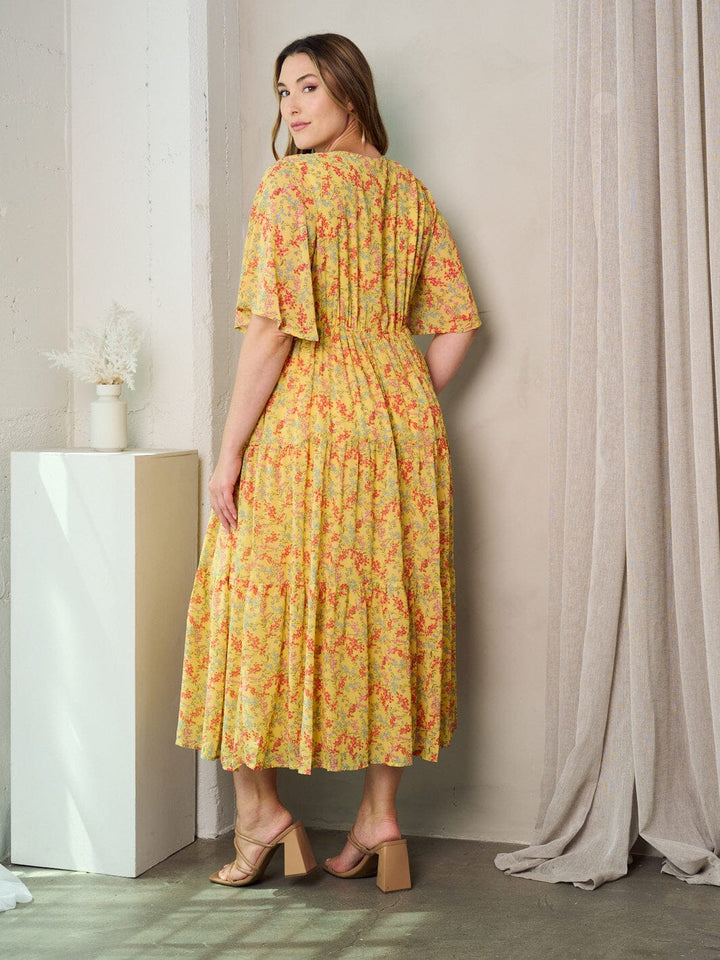 PLUS SIZE SHORT SLEEVE V-NECK FLORAL MAXI DRESS