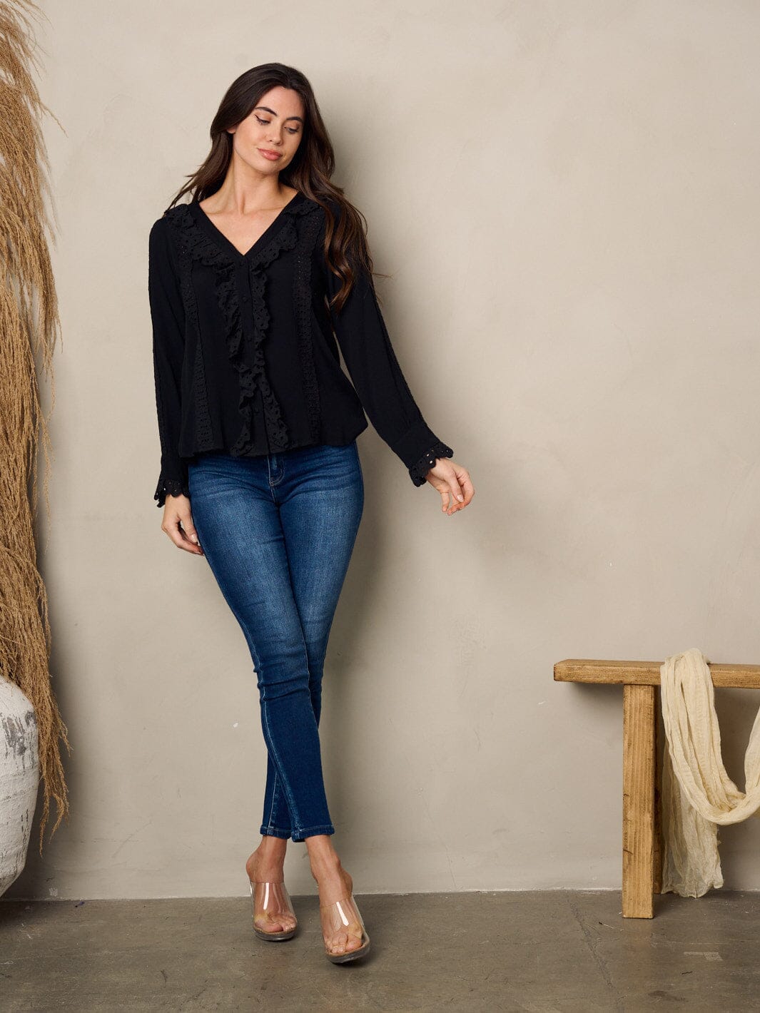 WOMEN'S LONG SLEEVE V-NECK LACE PEPLUM TOP