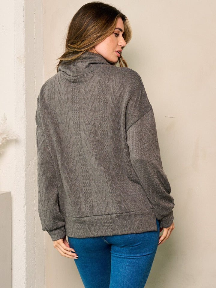 WOMEN'S LONG SLEEVE TURTLE NECK LOOSE FIT TOP