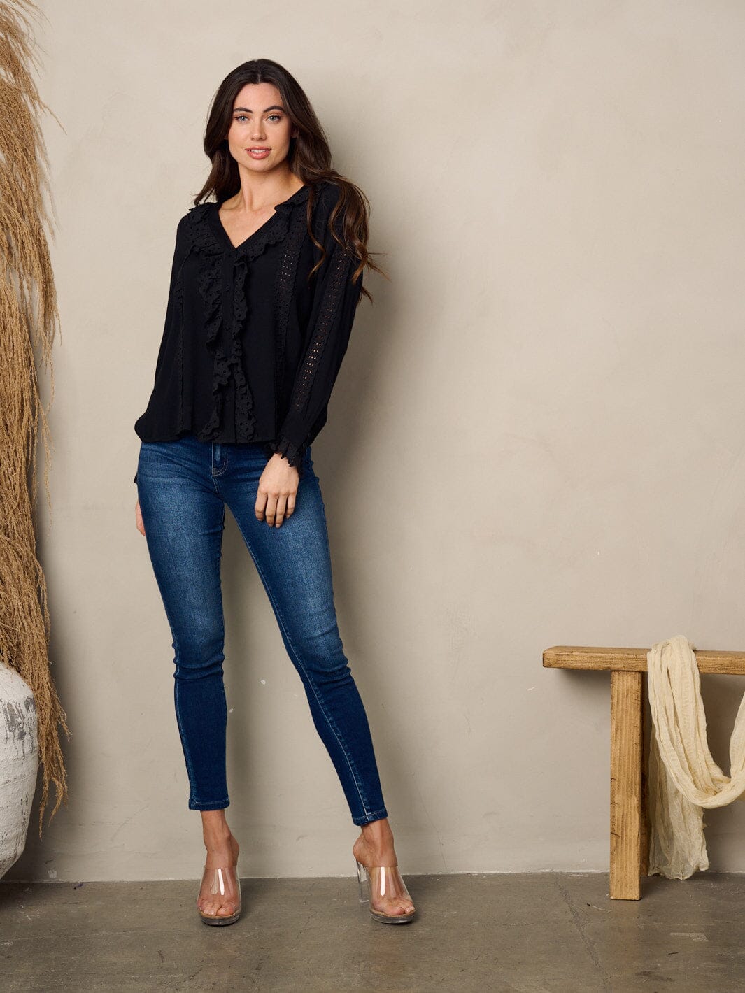 WOMEN'S LONG SLEEVE V-NECK LACE PEPLUM TOP