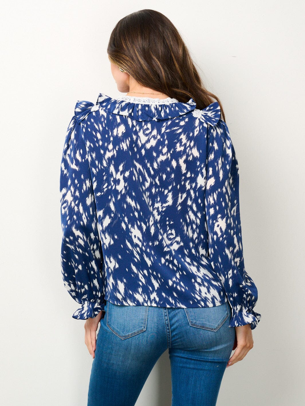 WOMEN'S LONG SLEEVE V-NECK RUFFLE PRINTED BLOUSE TOP