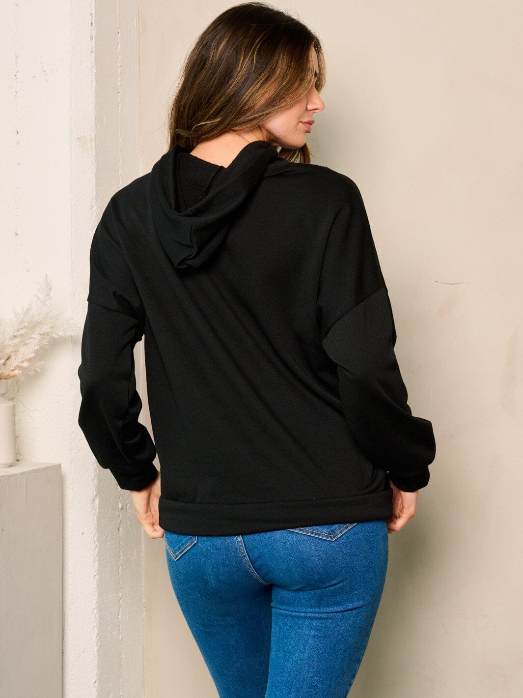 WOMEN'S LONG SLEEVES FRONT POCKETS HOODED SWEATER