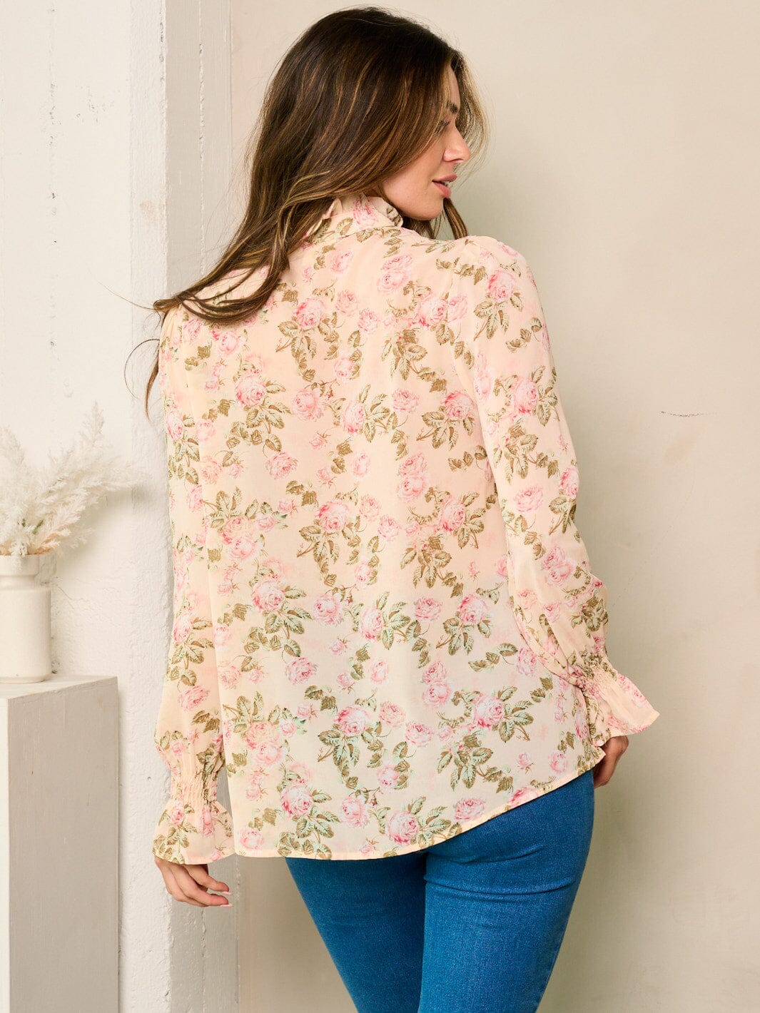 WOMEN'S LONG SLEEVE BUTTON UP FLORAL RUFFLE TOP