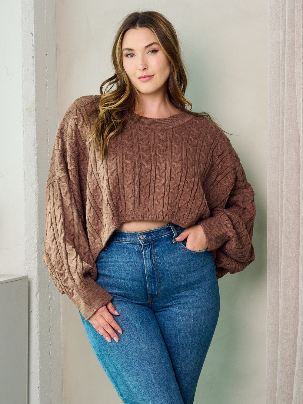 PLUS SIZE LONG SLEEVE PULLOVER CROP SWEATER