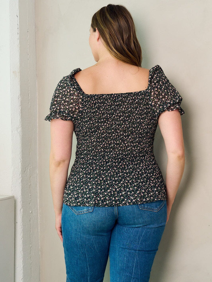 PLUS SIZE SHORT SLEEVE SMOCK FLORAL BLOUSE TOP
