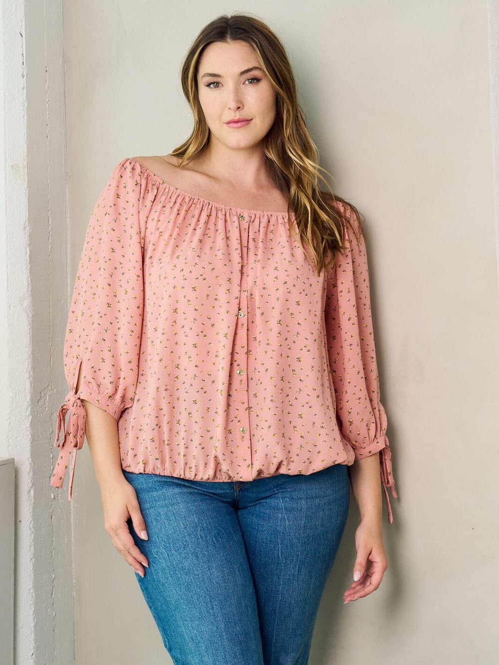 PLUS SIZE 3/4 SLEEVE BUTTON DETAILED FLORAL TUNIC BLOUSE TOP