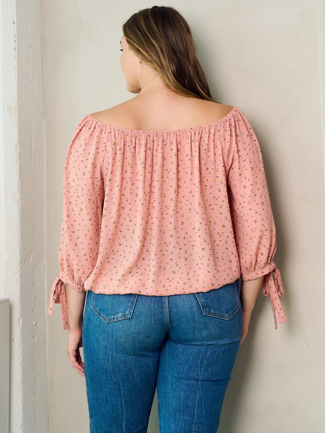 PLUS SIZE 3/4 SLEEVE BUTTON DETAILED FLORAL TUNIC BLOUSE TOP