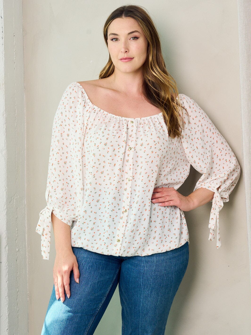 PLUS SIZE 3/4 SLEEVE BUTTON DETAILED FLORAL TUNIC BLOUSE TOP