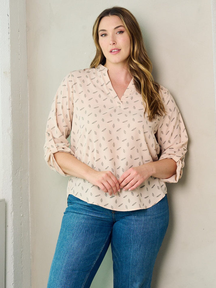 PLUS SIZE 3/4 SLEEVE BUTTON V-NECK LEAF PRINT BLOUSE TOP
