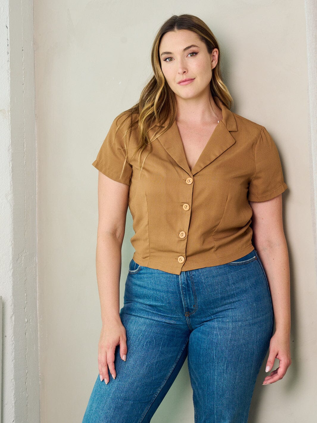 PLUS SIZE SHORT SLEEVE BUTTON UP BLOUSE TOP
