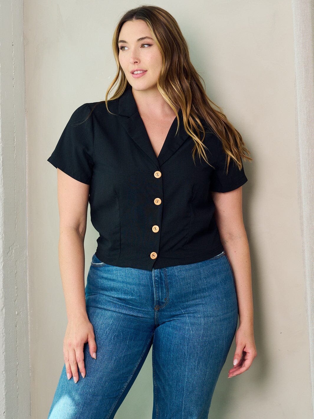 PLUS SIZE SHORT SLEEVE BUTTON UP BLOUSE TOP