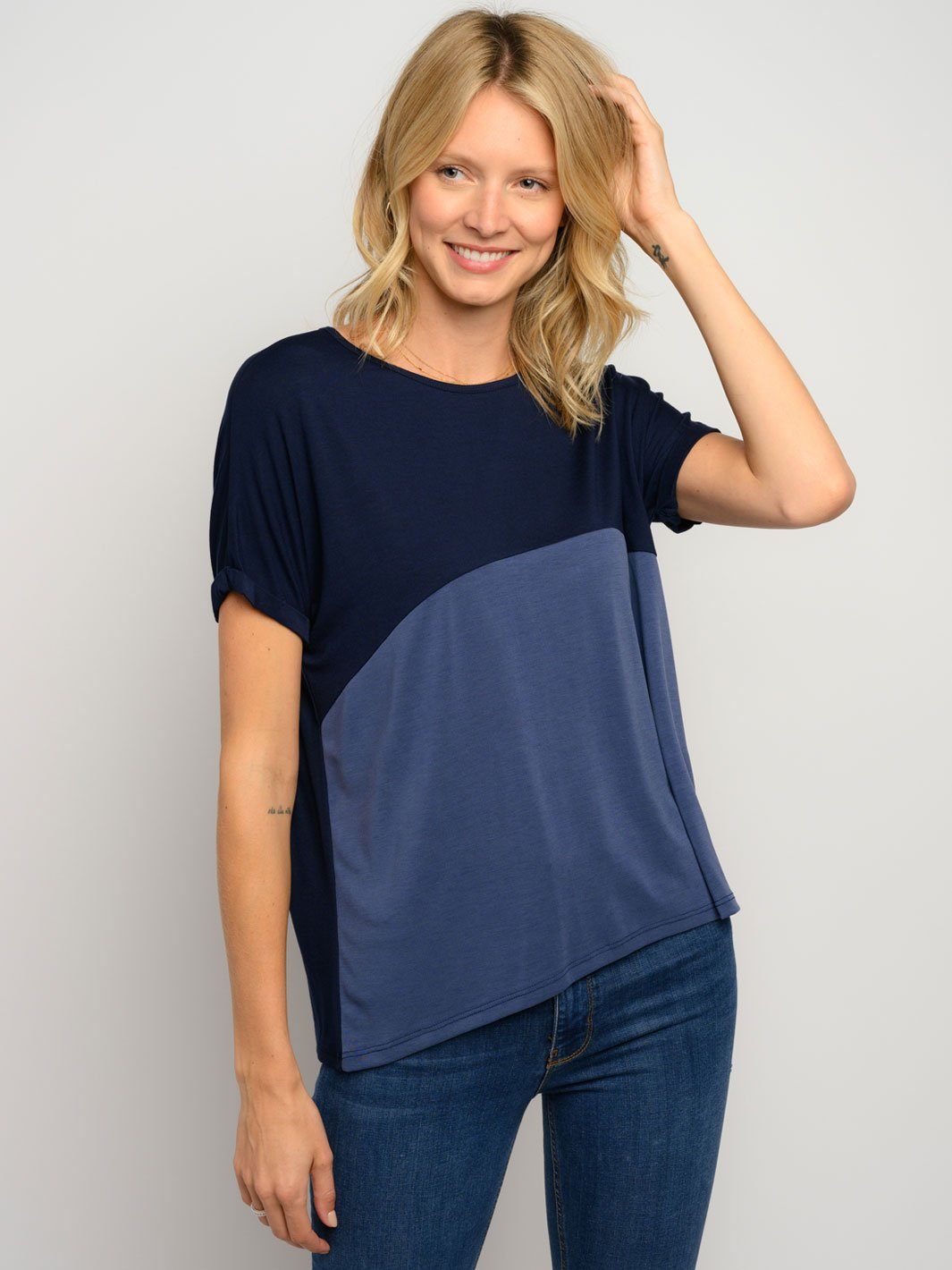 WOMEN'S SHORT SLEEVE COLOR BLOCK TOP