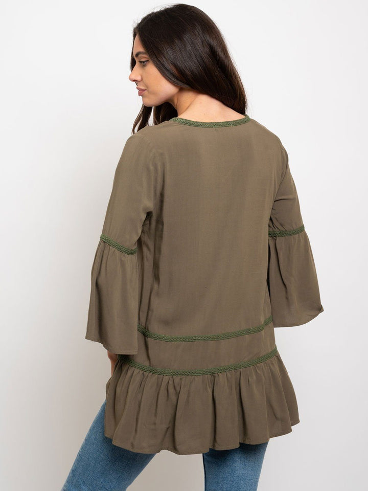 WOMEN'S LONG SLEEVE LACE TRIM DETAIL TOP