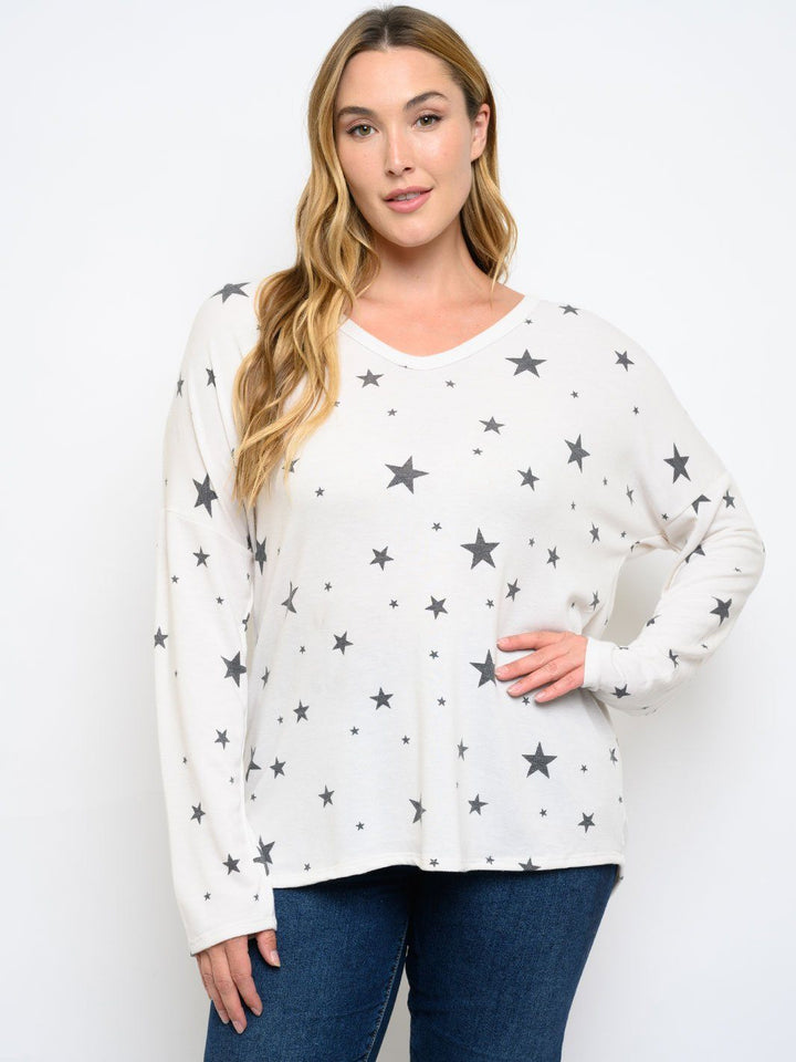 PLUS SIZE LONG SLEEVE STARS PRINT TOP