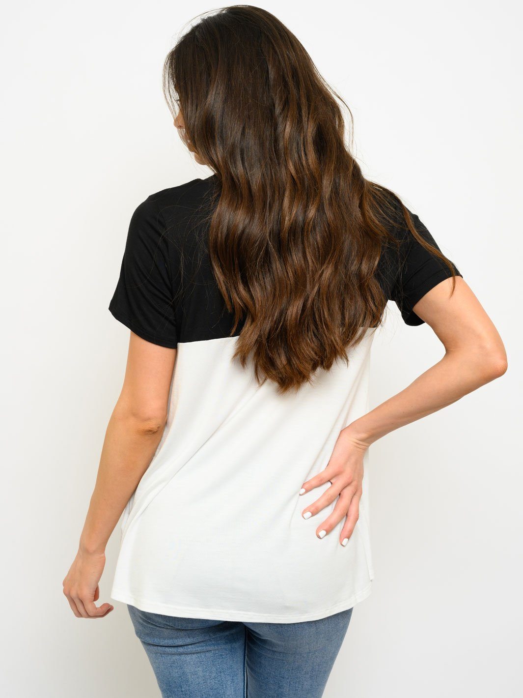 WOMEN'S SHORT SLEEVE FRONT POCKET TOP