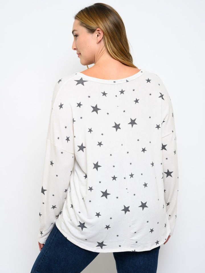 PLUS SIZE LONG SLEEVE STARS PRINT TOP