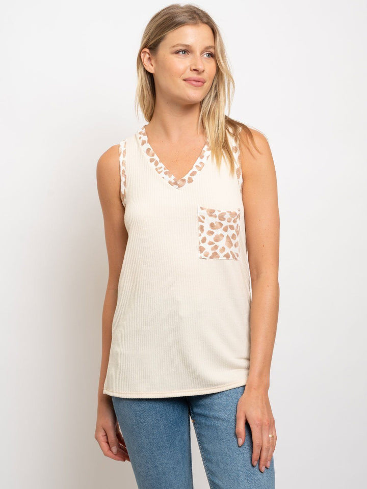 WOMEN'S SOLID/ANIMAL COMBINE V-NECK SLEEVELESS TOP