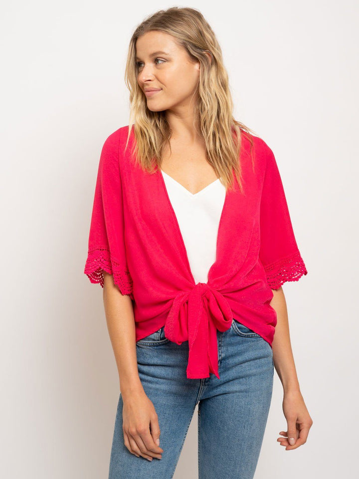 WOMEN'S FRONT TIE CROCHET TOP