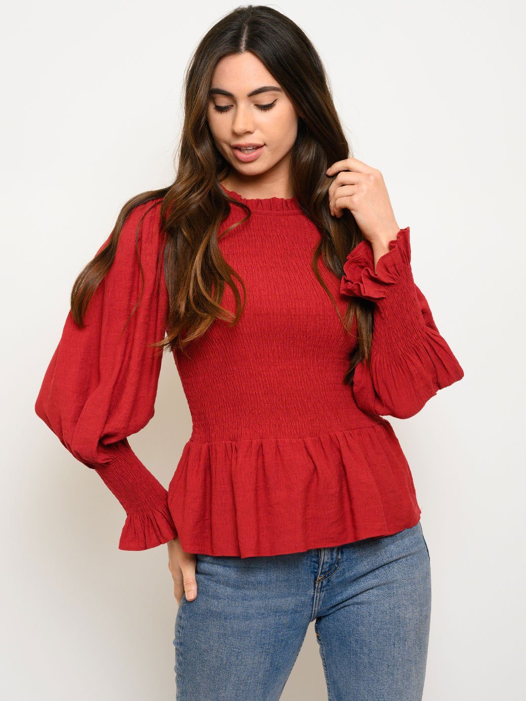 WOMEN'S WOVEN SOLID SMOCKED LONG SLEEVE PEPLUM TOP
