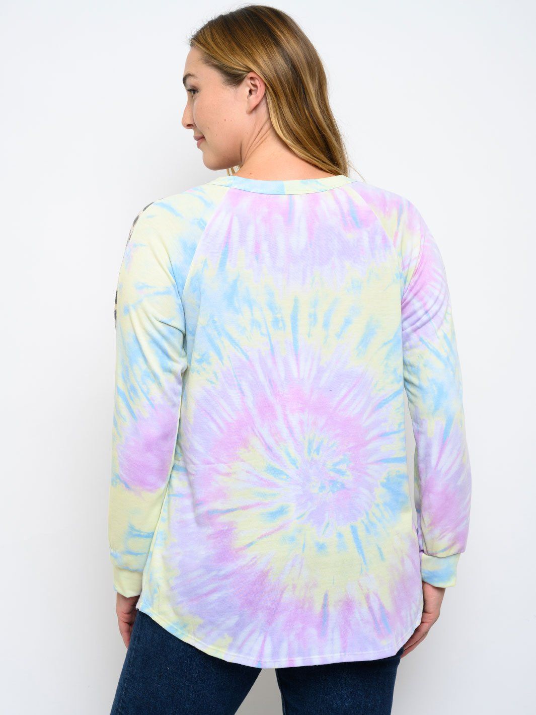PLUS SIZE LONG SLEEVE TIE DYE ANIMAL PRINT TOP