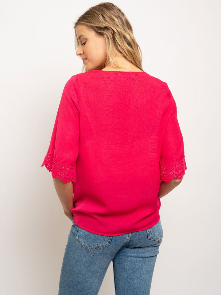 WOMEN'S FRONT TIE CROCHET TOP