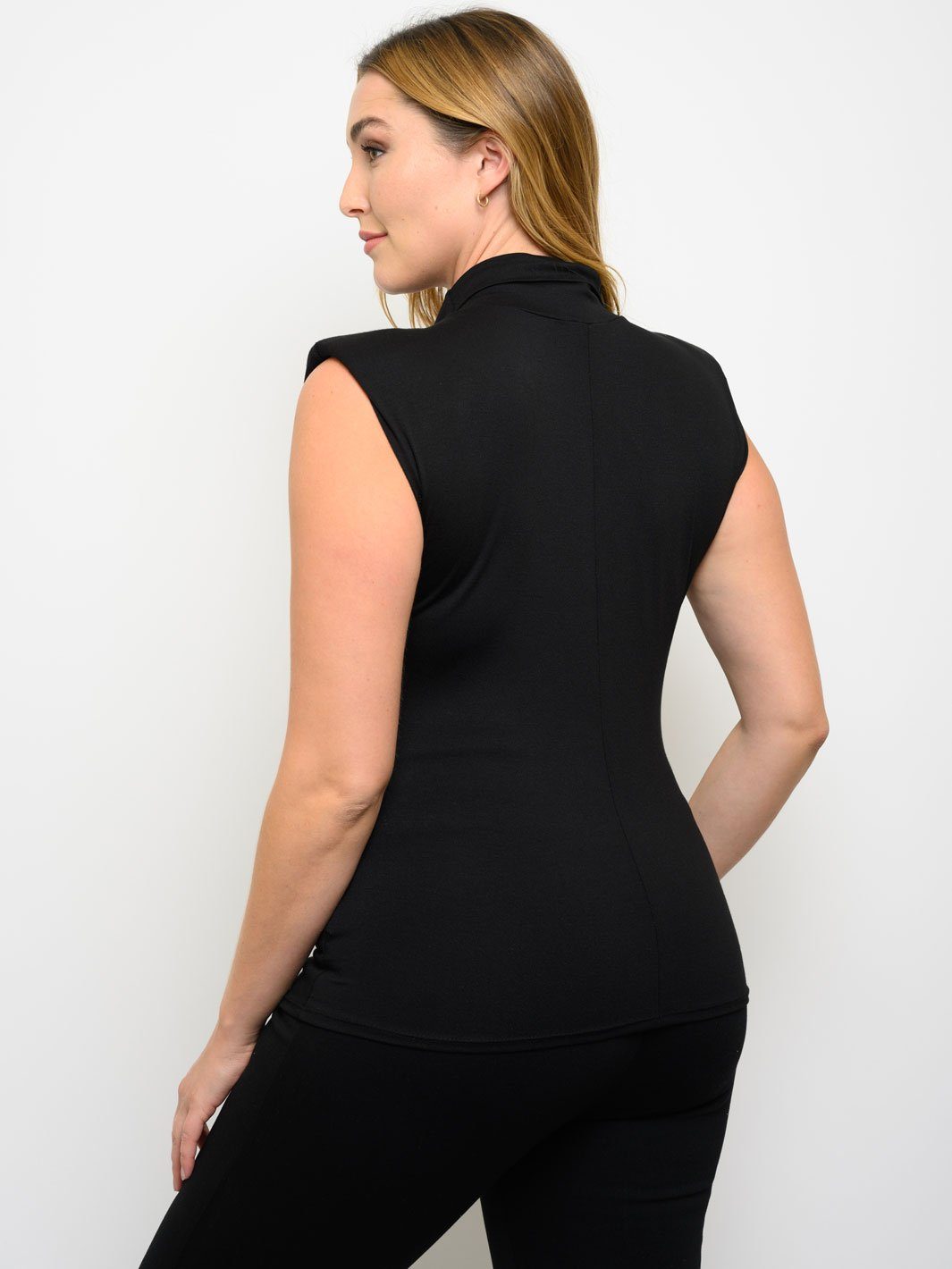 PLUS SIZE SHORT SLEEVE TOP