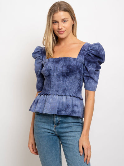 WOMAN'S SHORT SLEEVE TIE-DYE SQUARE NECK SMOCKING TOP